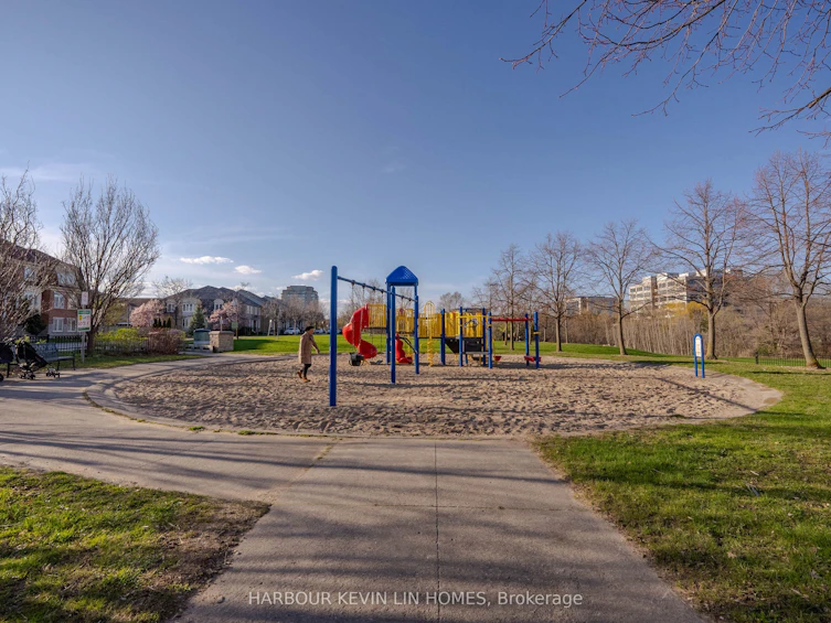 903-399 South Park Road, Markham, ON, L3T 7W6 - 7