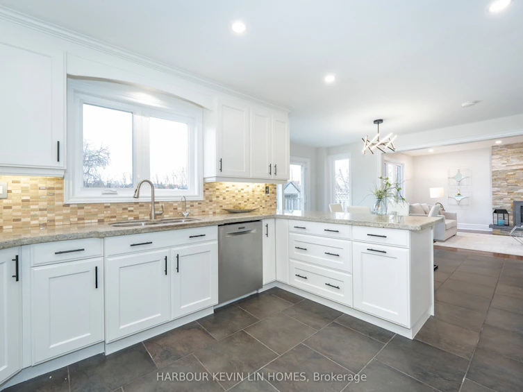 146 Valleymede Drive, Richmond Hill, ON, L4B 1T2 - 22