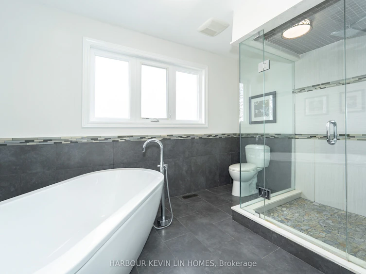 146 Valleymede Drive, Richmond Hill, ON, L4B 1T2 - 32