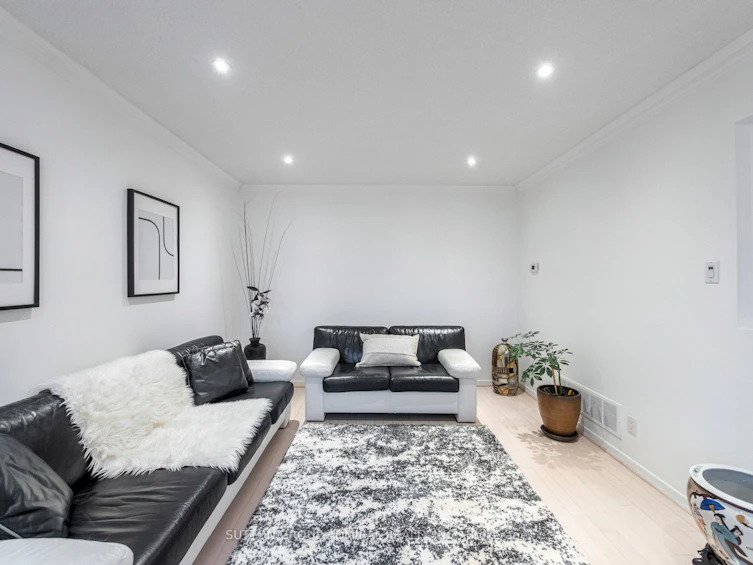 61 Ramblewood Lane, Vaughan, ON, L4J 6R8 - 3