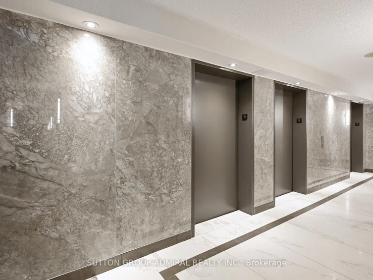 512-7460 Bathurst Street, Vaughan, ON, L4J 7K9 - 12