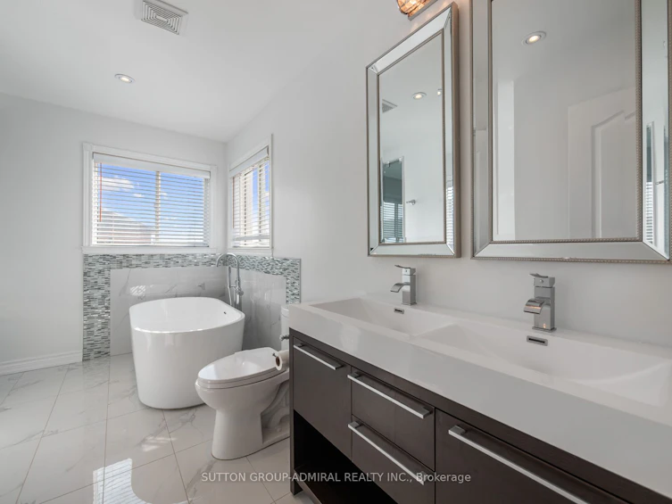 20 Pietro Drive, Vaughan, ON, L6A 3K5 - 21