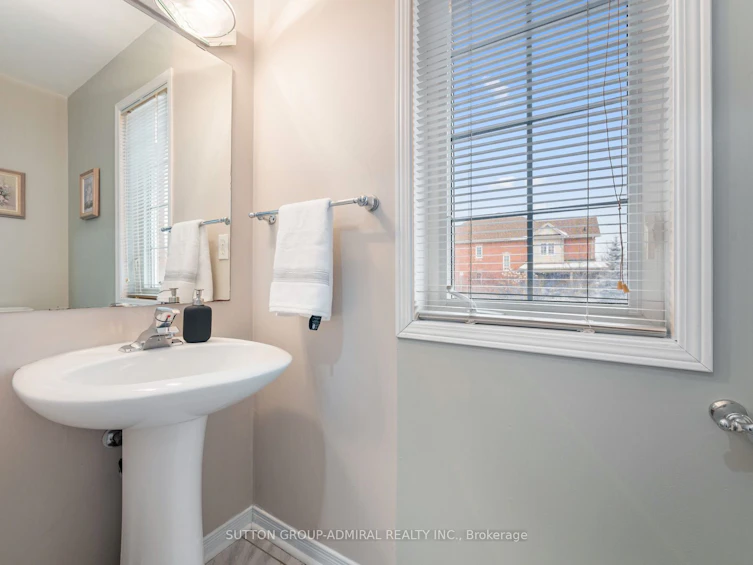 2 Marathon Avenue, Vaughan, ON, L4K 5H1 - 14