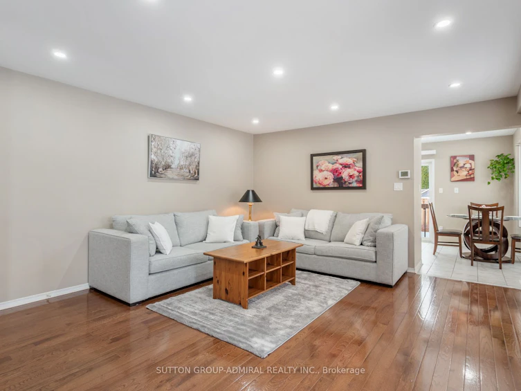 2 Marathon Avenue, Vaughan, ON, L4K 5H1 - 3