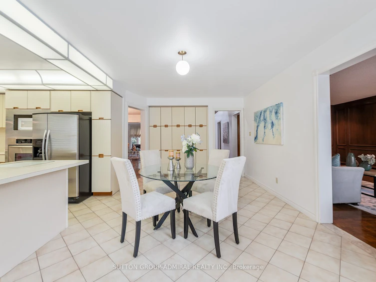 582 Spring Gate Boulevard, Vaughan, ON, L4J 5B8 - 7
