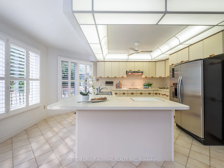 582 Spring Gate Boulevard, Vaughan, ON, L4J 5B8 - 8