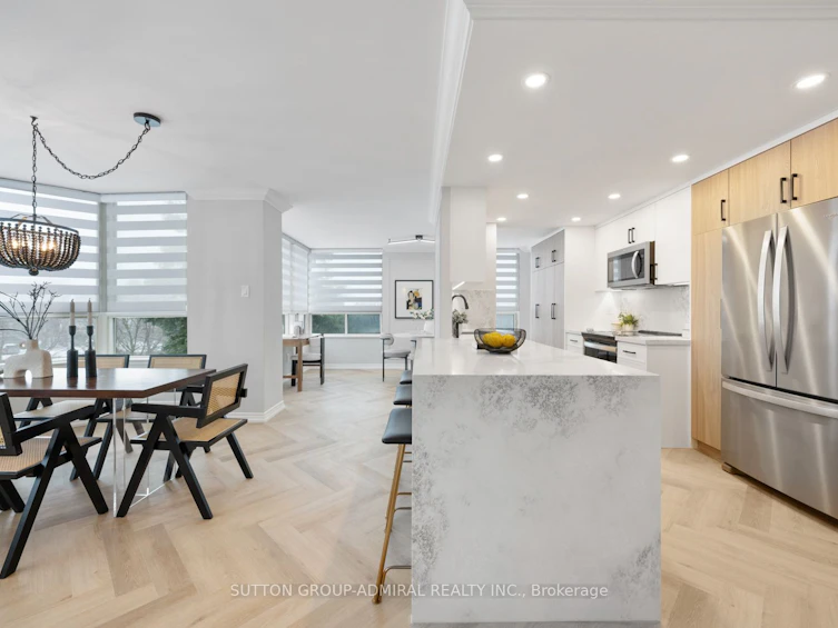 304-7 Townsgate Drive, Vaughan, ON, L4J 7Z9 - 16