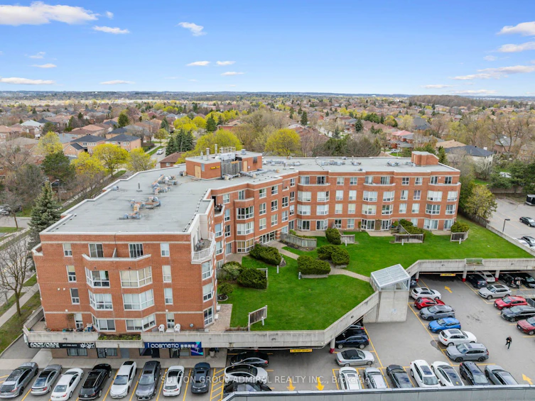 107-9 Chalmers Road, Richmond Hill, ON, L4B 3N3 - 32