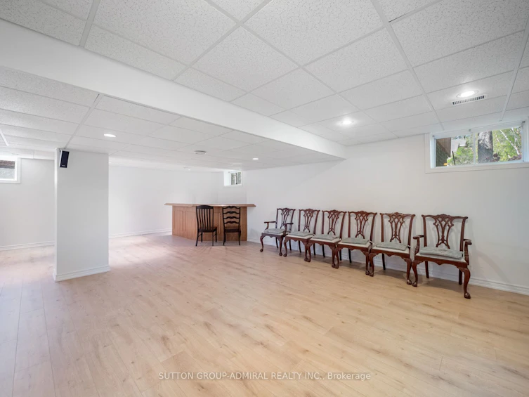 8 Tivoli Avenue, Richmond Hill, ON, L4C 0C6 - 40