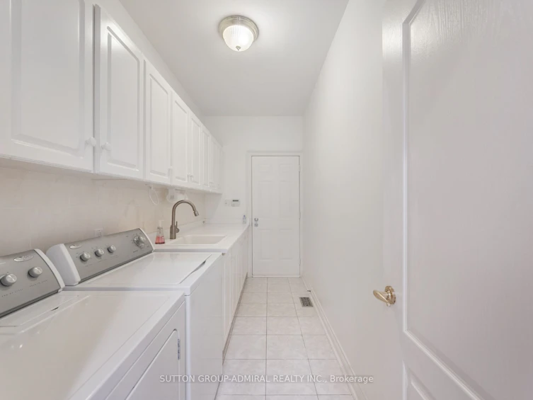 8 Tivoli Avenue, Richmond Hill, ON, L4C 0C6 - 15