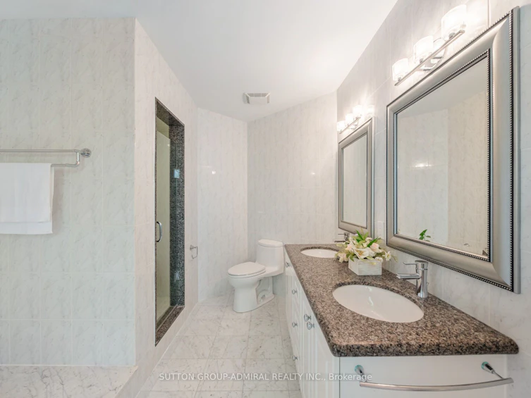 8 Tivoli Avenue, Richmond Hill, ON, L4C 0C6 - 26