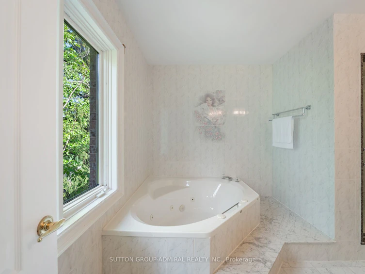8 Tivoli Avenue, Richmond Hill, ON, L4C 0C6 - 24