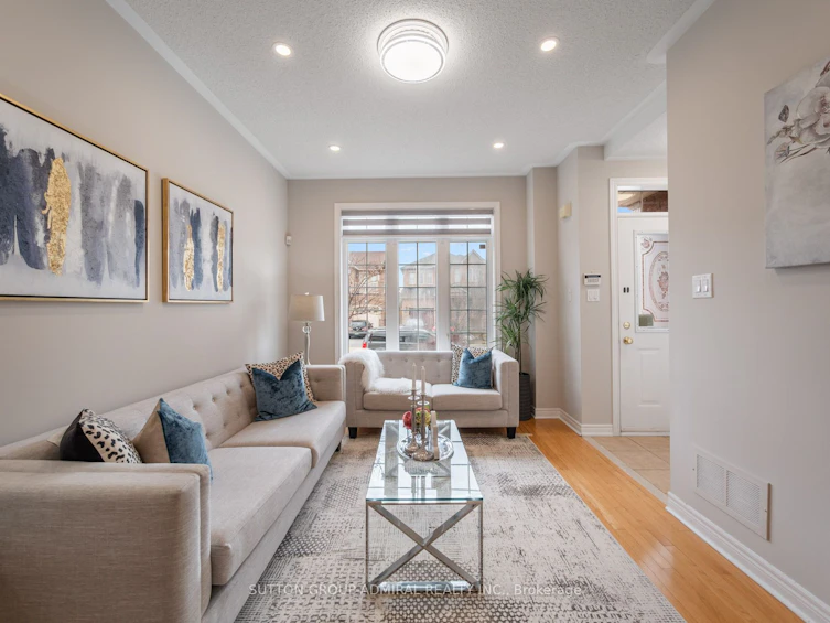 58 Saint Damian Avenue, Vaughan, ON, L4H 2L5 - 4