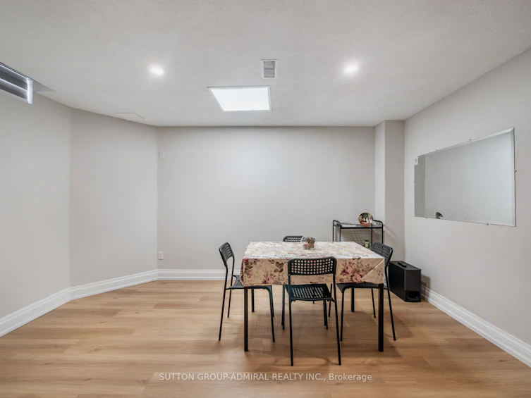 58 Saint Damian Avenue, Vaughan, ON, L4H 2L5 - 28