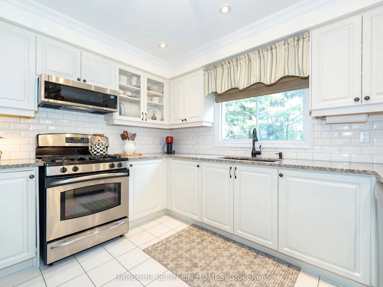 43 Summitcrest Drive, Richmond Hill, ON, L4S 1A7 - 19
