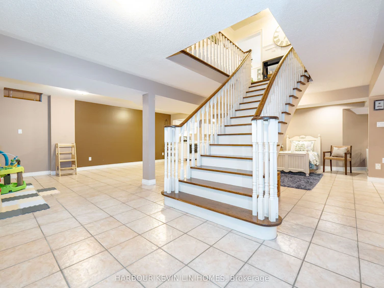 43 Summitcrest Drive, Richmond Hill, ON, L4S 1A7 - 38