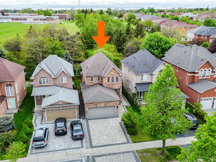 15 Rushingbrook Drive, Richmond Hill, ON, L4S 1W6