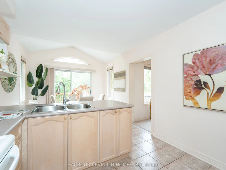 15 Rushingbrook Drive, Richmond Hill, ON, L4S 1W6 - 19