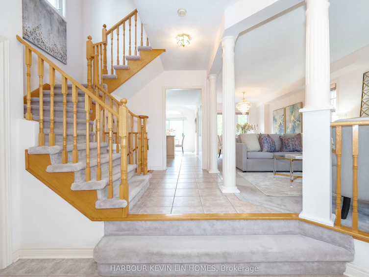 15 Rushingbrook Drive, Richmond Hill, ON, L4S 1W6 - 10