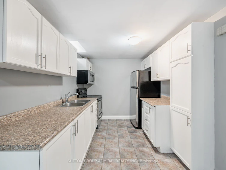 280 Bernard Avenue, Richmond Hill, ON, L4S 1C9 - 33