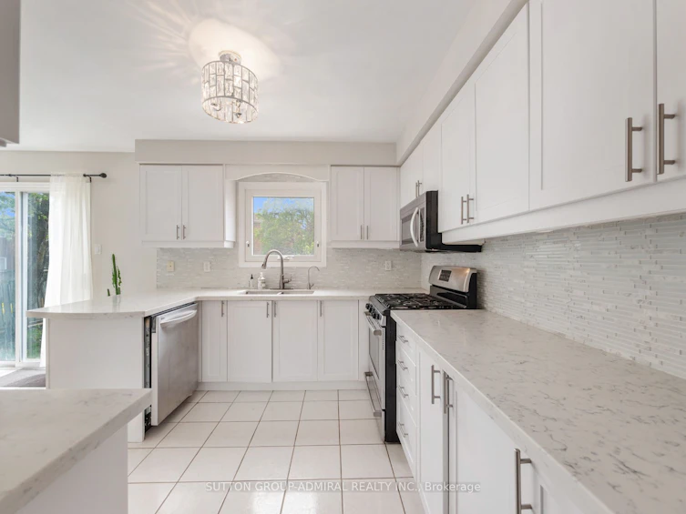 280 Bernard Avenue, Richmond Hill, ON, L4S 1C9 - 16