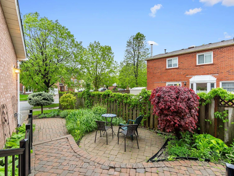 288 Chelwood Drive, Vaughan, ON, L4J 7Y8 - 2