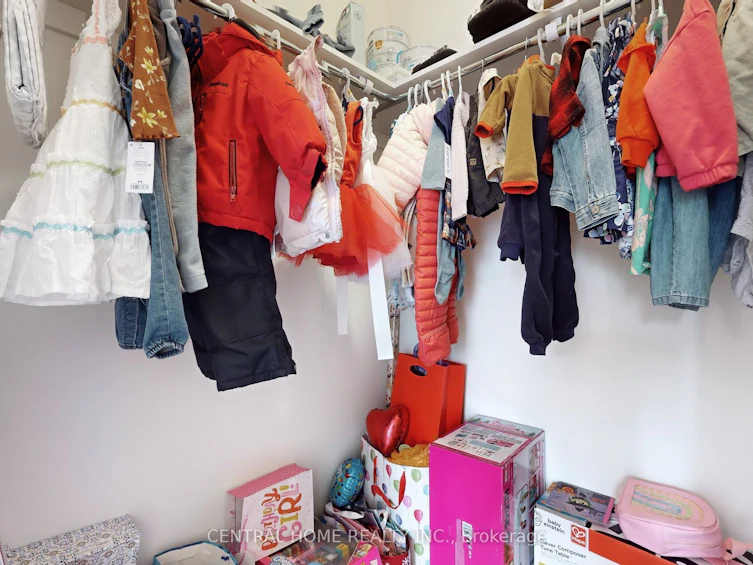 17 Knollview Lane, Richmond Hill, ON, L4E 1H7 - 32