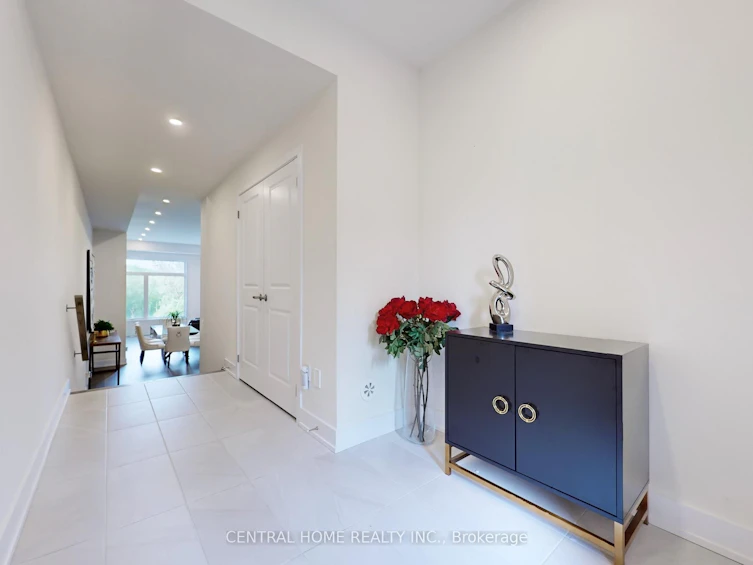 17 Knollview Lane, Richmond Hill, ON, L4E 1H7 - 2