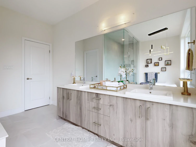 17 Knollview Lane, Richmond Hill, ON, L4E 1H7 - 24