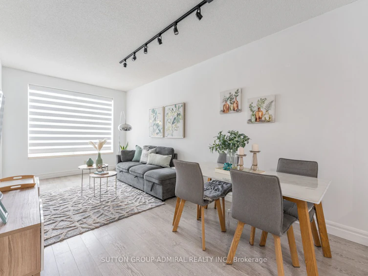 116-48 Suncrest Boulevard, Markham, ON, L3T 7Y5 - 7