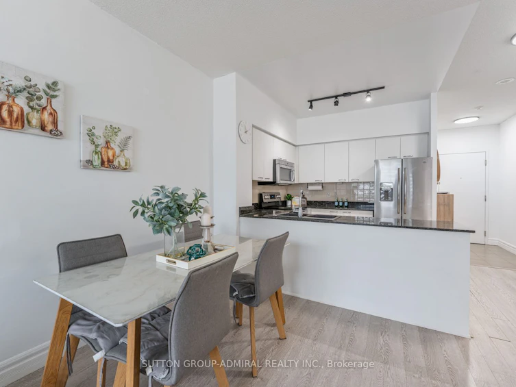 116-48 Suncrest Boulevard, Markham, ON, L3T 7Y5 - 5