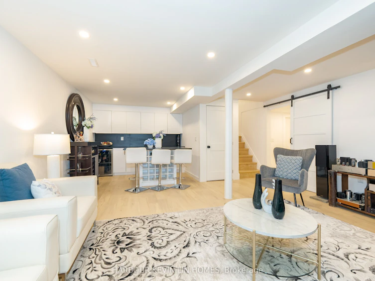 7 Cossar Drive, Aurora, ON, L4G 3N6 - 33