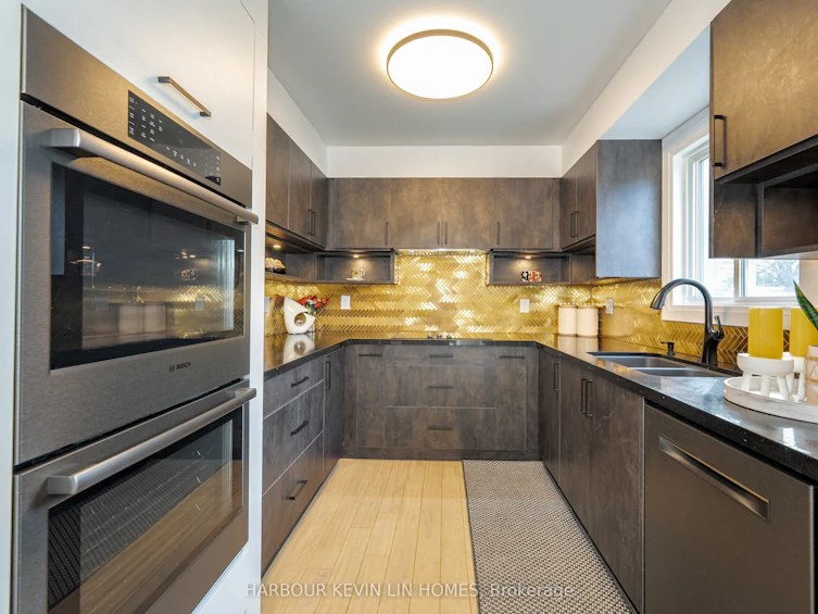 7 Cossar Drive, Aurora, ON, L4G 3N6 - 14