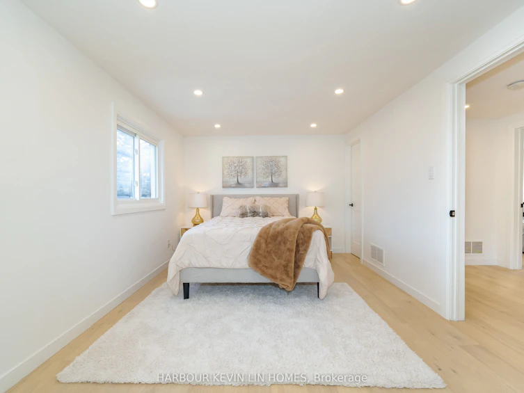 7 Cossar Drive, Aurora, ON, L4G 3N6 - 22