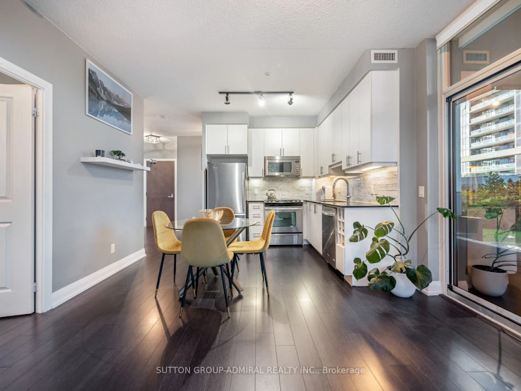 114-85 North Park Road, Vaughan, ON, L4J 0H9 - 5