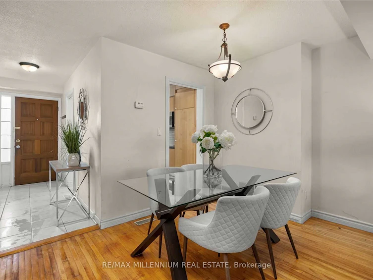 #17-17 The Carriage Way, Markham, ON, L3T 4V1 - 16