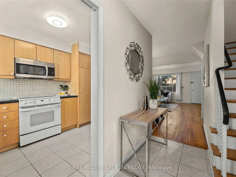 #17-17 The Carriage Way, Markham, ON, L3T 4V1 - 5