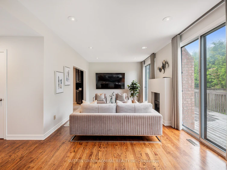 36 Oakhurst Drive, Vaughan, ON, L4J 7V3 - 8