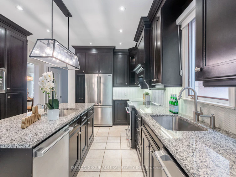 36 Oakhurst Drive, Vaughan, ON, L4J 7V3 - 16