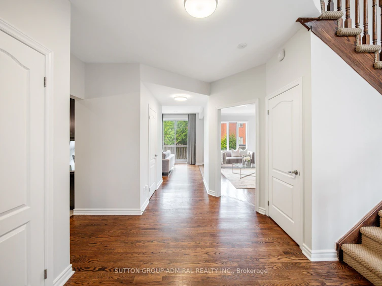 36 Oakhurst Drive, Vaughan, ON, L4J 7V3 - 3