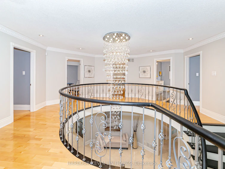 17 Dalewood Drive, Richmond Hill, ON, L4B 3C3 - 41