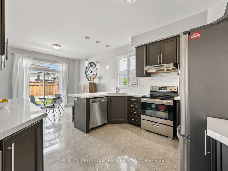 186 Romanelli Crescent, Bradford West Gwillimbury, ON, L3Z 0X6 - 8