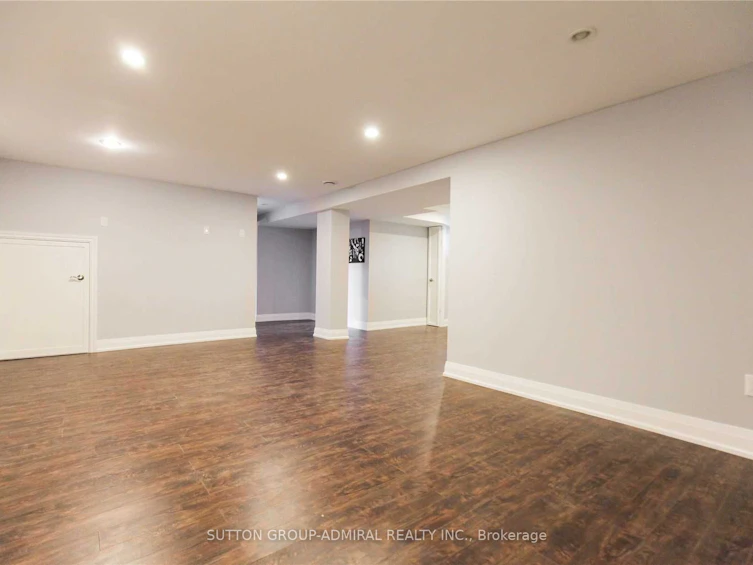 97 Millard Avenue, Newmarket, ON, L3Y 1Y7 - 4