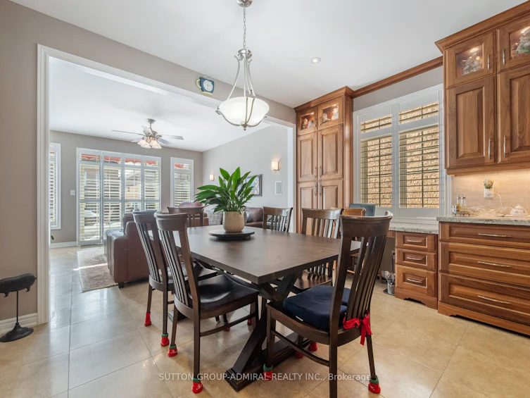8 Little Hannah Lane, Vaughan, ON, L6A 0E3 - 9