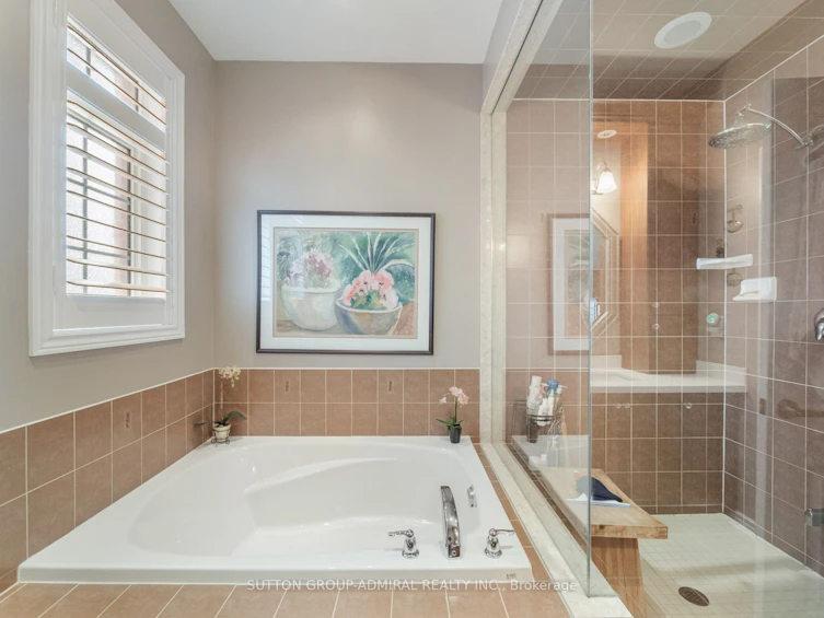 8 Little Hannah Lane, Vaughan, ON, L6A 0E3 - 18