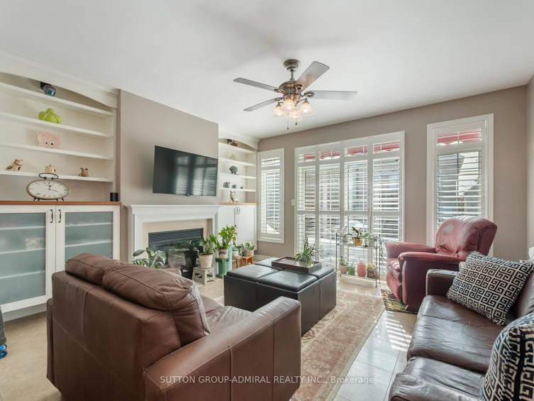 8 Little Hannah Lane, Vaughan, ON, L6A 0E3 - 13