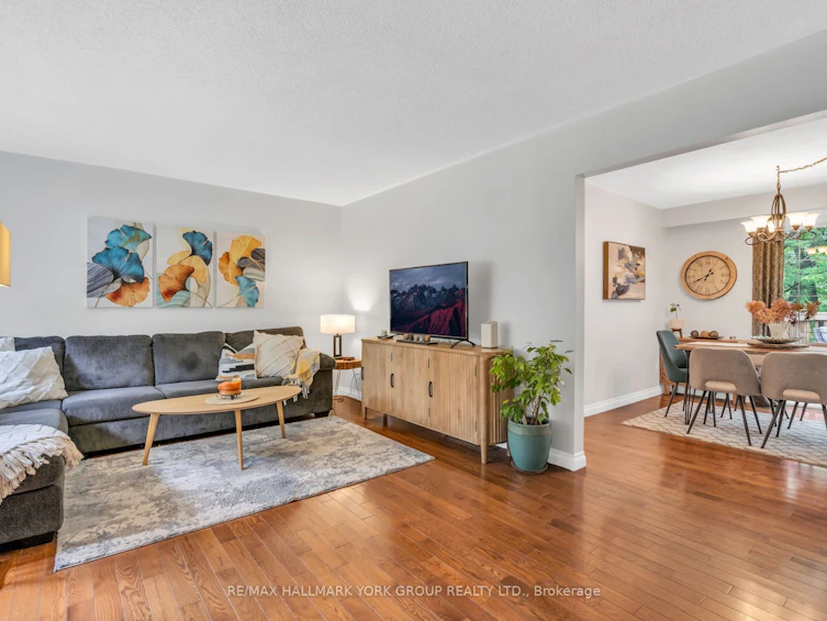 16 James Street, Georgina, ON, L0E 1N0 - 8