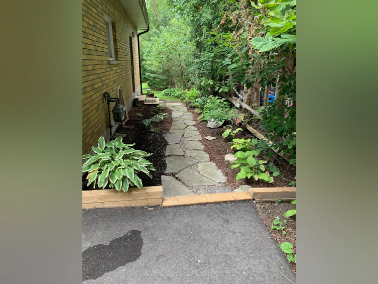 16 James Street, Georgina, ON, L0E 1N0 - 40