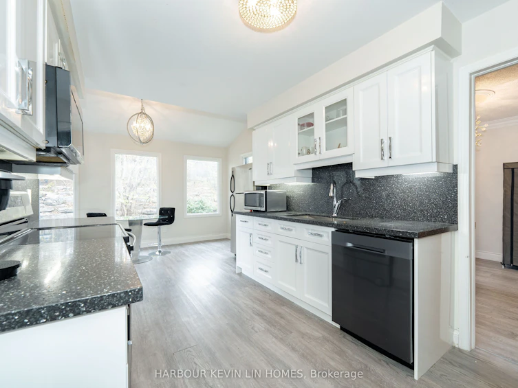 133 O'connor Crescent, Richmond Hill, ON, L4C 7R7 - 9