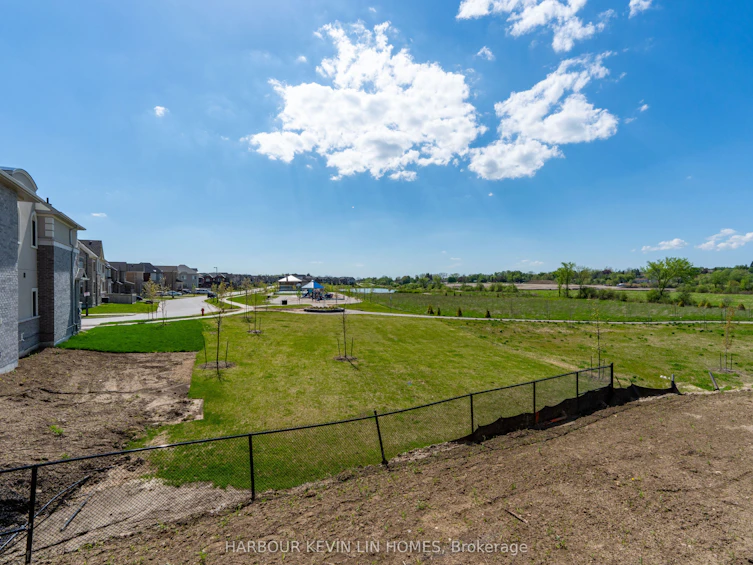 43 Donald Ingram Crescent, Georgina, ON, L4P 0S3 - 44